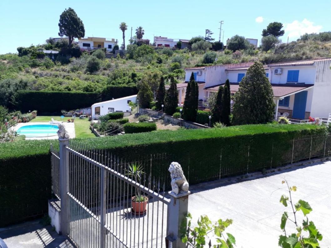 Case Vacanze Con Piscina Altavilla Milicia Kültér fotó