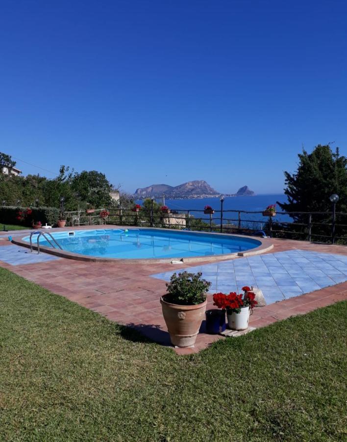 Case Vacanze Con Piscina Altavilla Milicia Kültér fotó